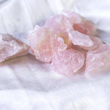 Rose quartz raw stone